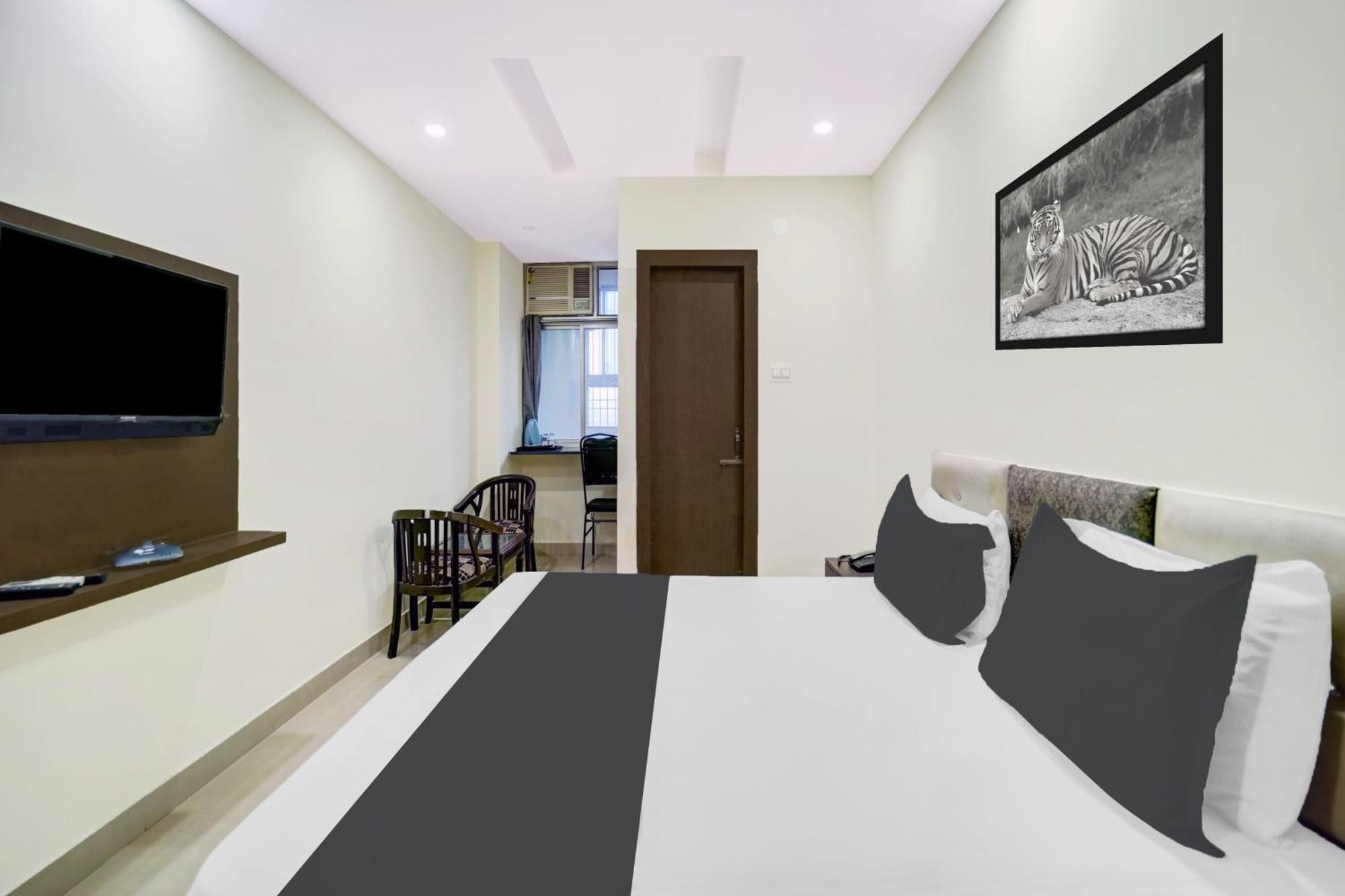 Super Collection O Rajeev Nagar Near Atal Path Formerly Vinayaka Digha  Exterior photo